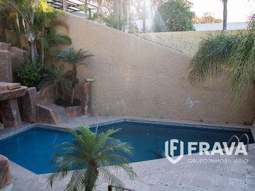 VENTA DE CASA EN BUGAMBILIAS