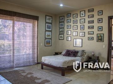 VENTA DE CASA EN BUGAMBILIAS