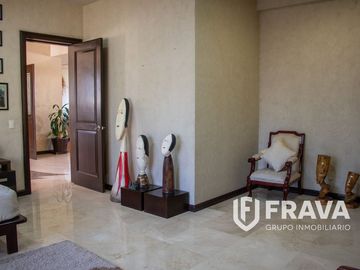 VENTA DE CASA EN BUGAMBILIAS