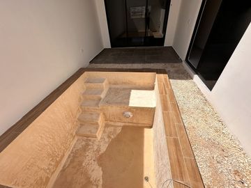 CASA EN VENTA EN CONKAL