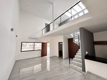 CASA EN VENTA EN CONKAL