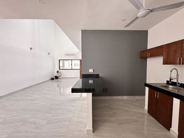 CASA EN VENTA EN CONKAL