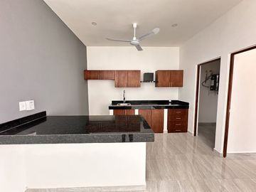 CASA EN VENTA EN CONKAL