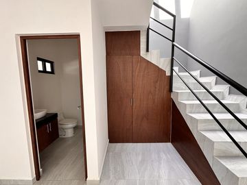 CASA EN VENTA EN CONKAL