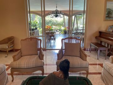 Venta de Casa con Alberca en Cuernavaca, Morelos: Un Oasis de Lujo y Confort