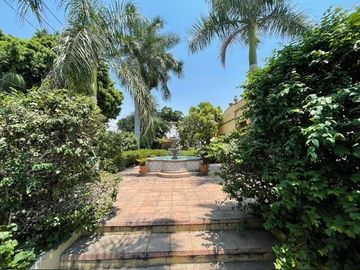 Venta de Casa con Alberca en Cuernavaca, Morelos: Un Oasis de Lujo y Confort