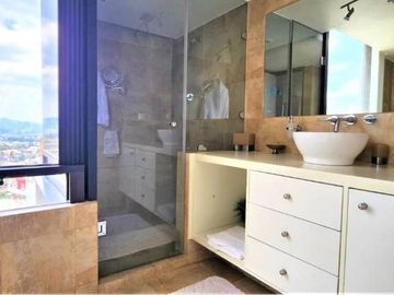 Venta Pent House de 2 Pisos - Bosques. Vistas Espectaculares