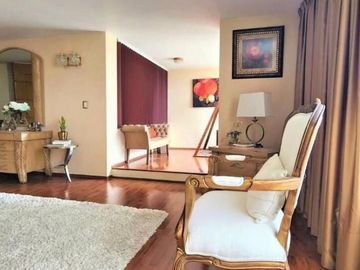 Venta Pent House de 2 Pisos - Bosques. Vistas Espectaculares