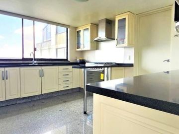 Venta Pent House de 2 Pisos - Bosques. Vistas Espectaculares