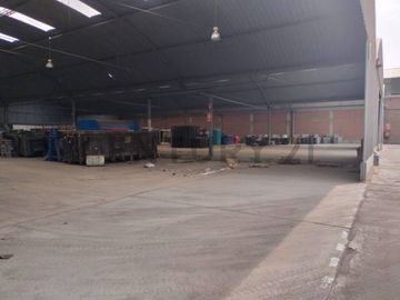 SE VENDE LOCAL INDUSTRIAL