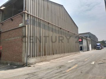 SE VENDE LOCAL INDUSTRIAL