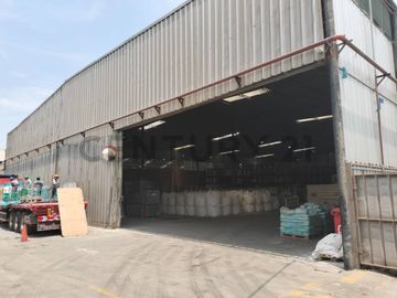 SE VENDE LOCAL INDUSTRIAL