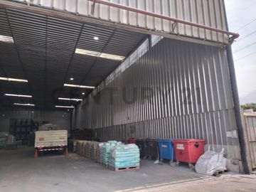 SE VENDE LOCAL INDUSTRIAL
