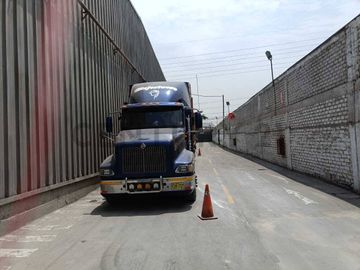 SE VENDE LOCAL INDUSTRIAL
