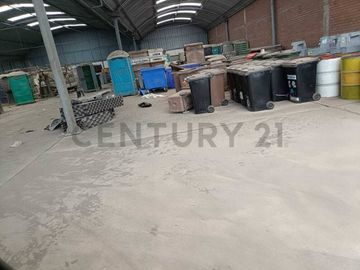 SE VENDE LOCAL INDUSTRIAL