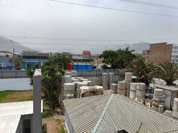 SE VENDE LOCAL INDUSTRIAL