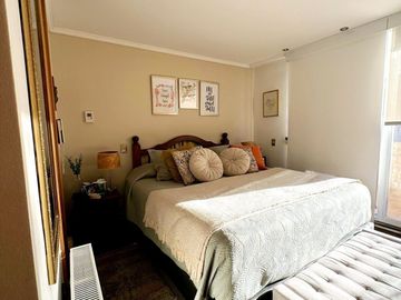 Venta de Amplia Casa Lomas de Montemar, Concón