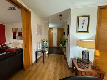 Venta de Amplia Casa Lomas de Montemar, Concón