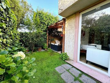 Venta de Amplia Casa Lomas de Montemar, Concón