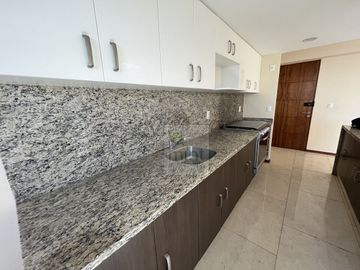 Grand Tower del Valle Venta Departamento Soleada Vista Sur Domina La Ciudad