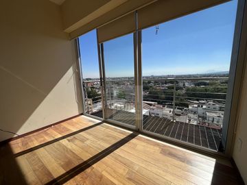 Grand Tower del Valle Venta Departamento Soleada Vista Sur Domina La Ciudad