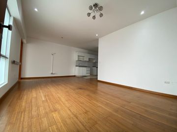 Exclusivo y Funcional Departamento en Caminos del Inca cerca CC Chacarilla
