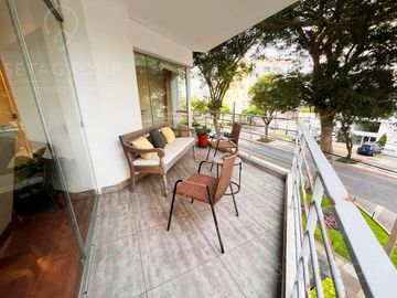 Acogedor Departamento en Venta - Miraflores