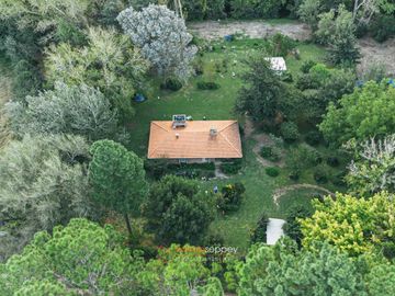 LA GRANJA - HERMOSO CHALET 3 DORM - BAJADA AL RÍO