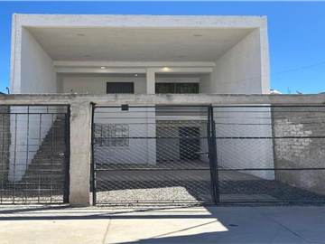 CASA EN VENTA EN COL ESMERALDA