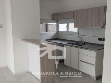 Casa en barrio cerrado Villa Angela