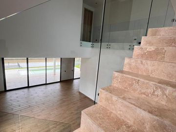 Casa en El Yacht - Nordelta con Salida Directo al Río