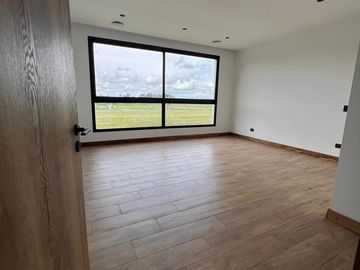 Casa en El Yacht - Nordelta con Salida Directo al Río
