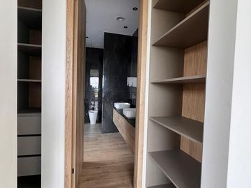 Casa en El Yacht - Nordelta con Salida Directo al Río