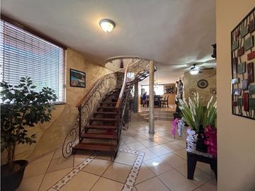 CASA EN MACARIO J. GOMEZ