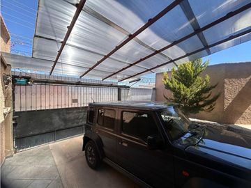 CASA EN MACARIO J. GOMEZ