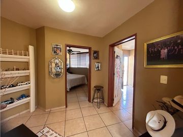 CASA EN MACARIO J. GOMEZ
