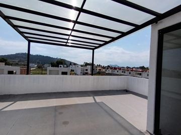 CASA EN VENTA EN FRACCIONAMIENTO MONTERREAL, CHOLULA RIVADAVIA.