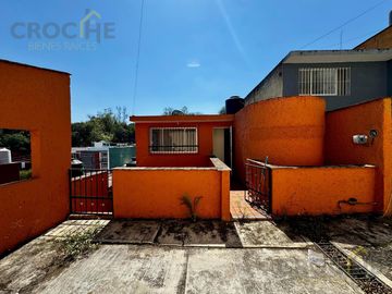 Casa en venta, Xalapa Ver. Desiderio Pavón entre Rébsamen y Esteban mascareñas