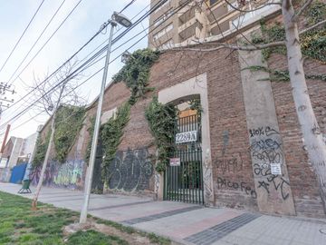 Av. Vicuña Mackenna