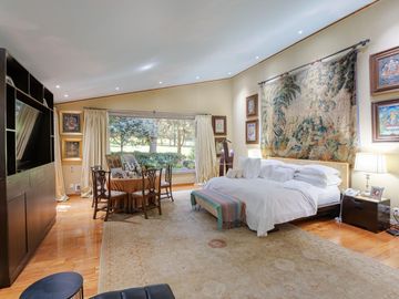Espectacular casa sobre el Campo de Golf de Los Encinos