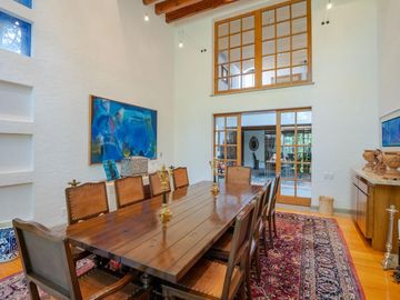 Espectacular casa sobre el Campo de Golf de Los Encinos