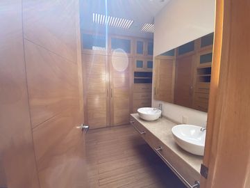 Casa en condominio en Renta Bosque Esmeralda, Atizapan