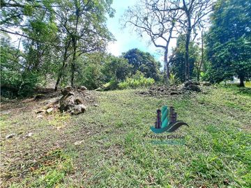 VENDO CASA Y TERRENO DE 1856M2 BORDEADO X RIO EN BOQUERON
