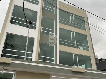 DEPARTAMENTOS DE VENTA EN EDIFICIO POR ESTRENAR SECTOR NORTE RIOBAMBA