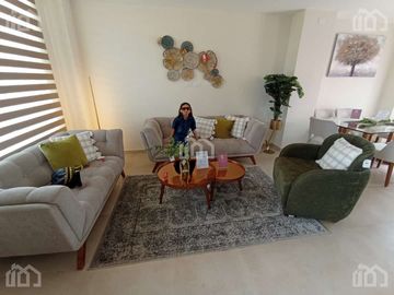 TERRENO EN VENTA CON PROYECTO HABITACIONAL INICIADO EN LAS ABRAS