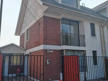 Casa en venta en MAIPÚ