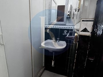 Casa a unos pasos de Mundo E con uso de Suelo