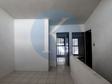 Casa a unos pasos de Mundo E con uso de Suelo