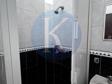 Casa a unos pasos de Mundo E con uso de Suelo