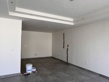 Casa nueva con vista al mar